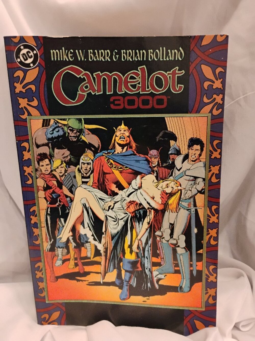CAMELOT 3000 DC COMICS
